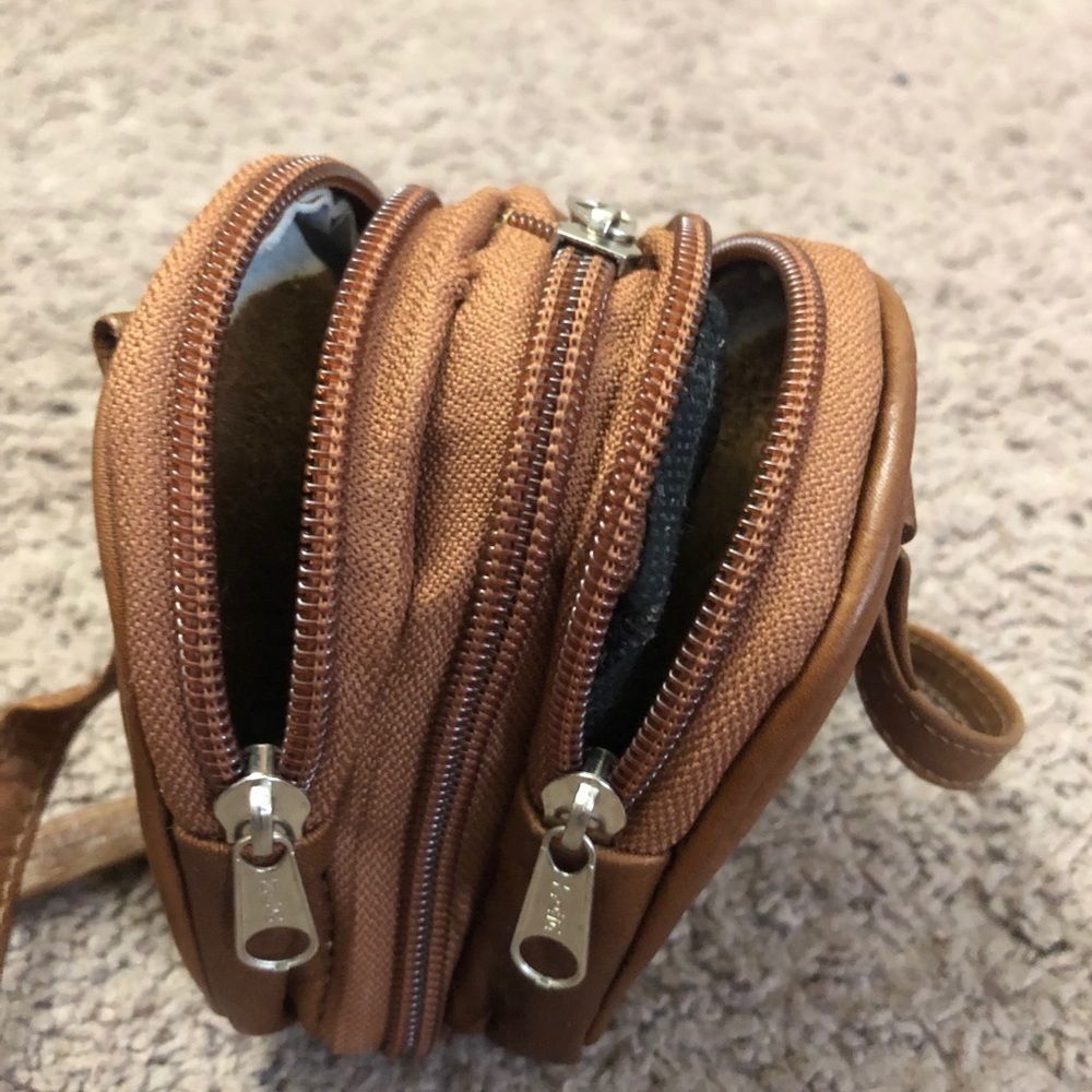 Neat leather purse